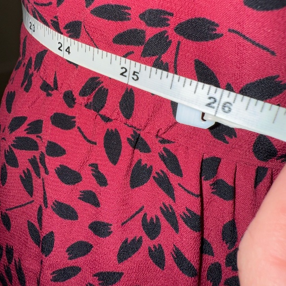 Liz Claiborne Red and Black Long Sleeve Dress Size 6 - Picture 10 of 11